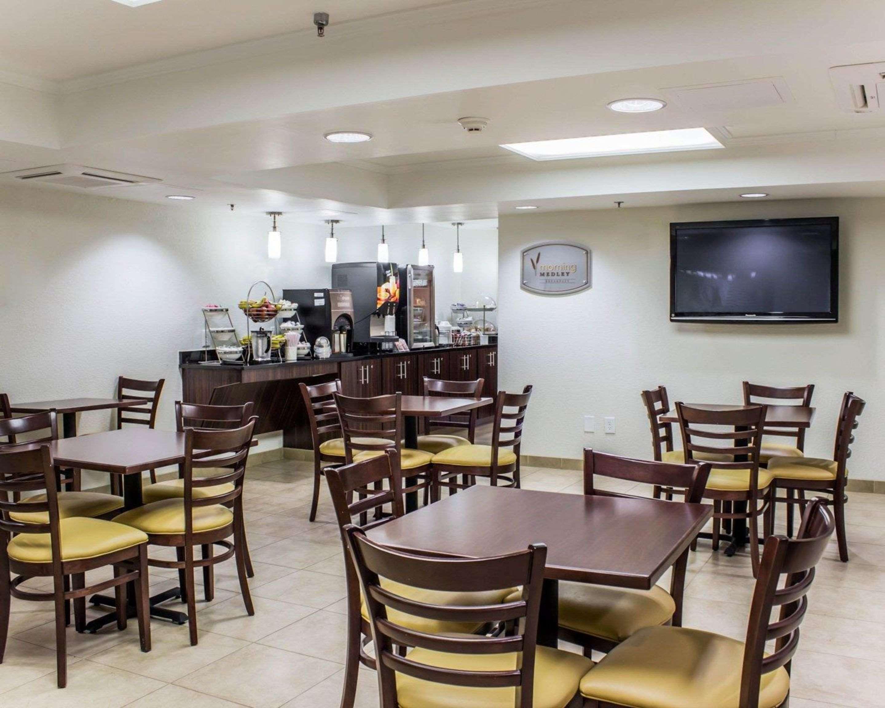 Sleep Inn & Suites Spring Lake - Fayetteville Near Fort Bragg Dış mekan fotoğraf